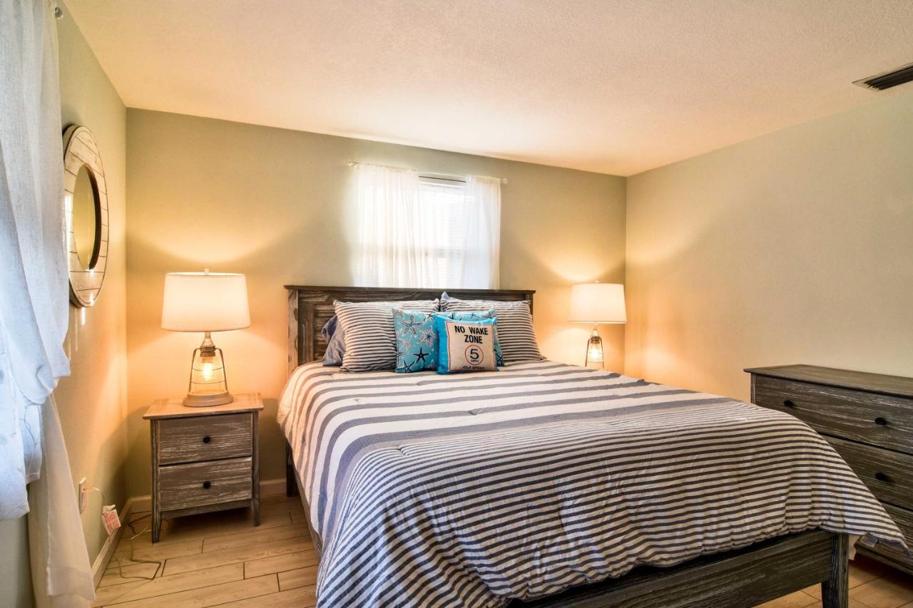 Waterfront Bradenton Home Heated Pool And Fire Pit Екстериор снимка